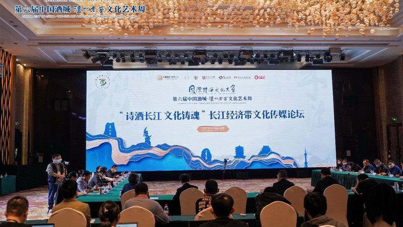 文化传媒公司岗位排名：揭秘行业高薪岗位与晋升路径**